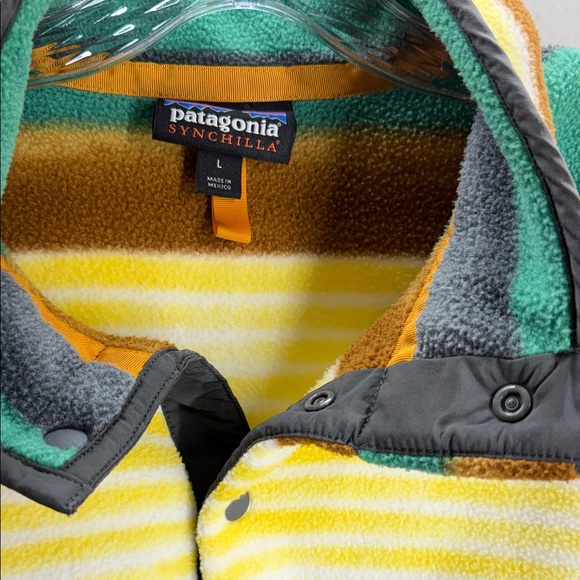 VINTAGE PATAGONIA SNAP-T MENS PAINTED FITZ STRIPE SYNCHILLA FLEECE
PULLOVER - Picture 6 of 10
